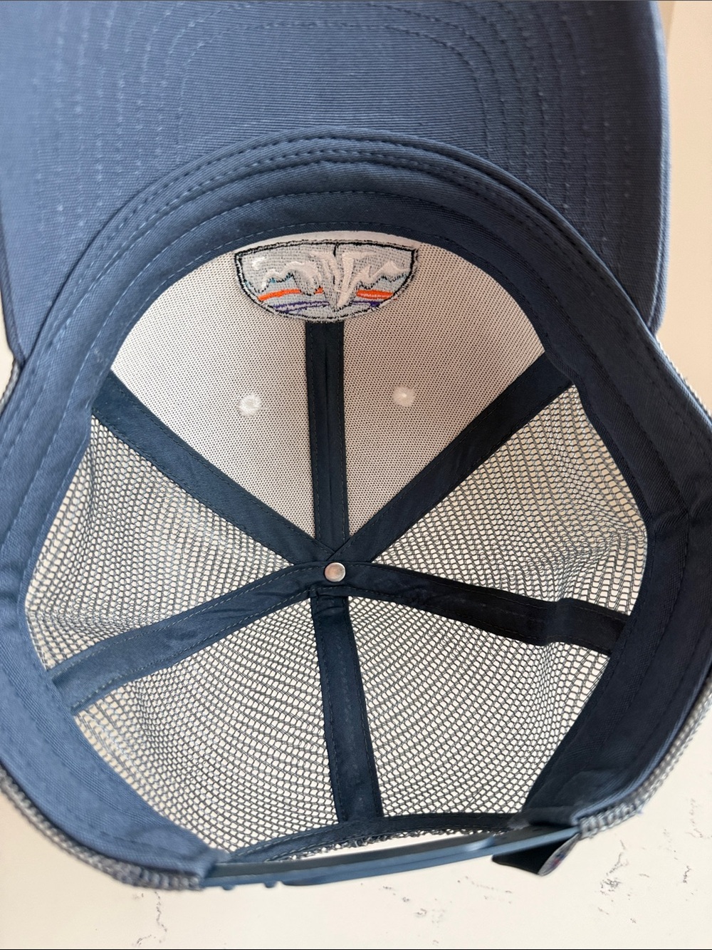 Patagonia trucker hat Mountains Blue Grey Color Mesh Adjustable - Picture 7 of 8
